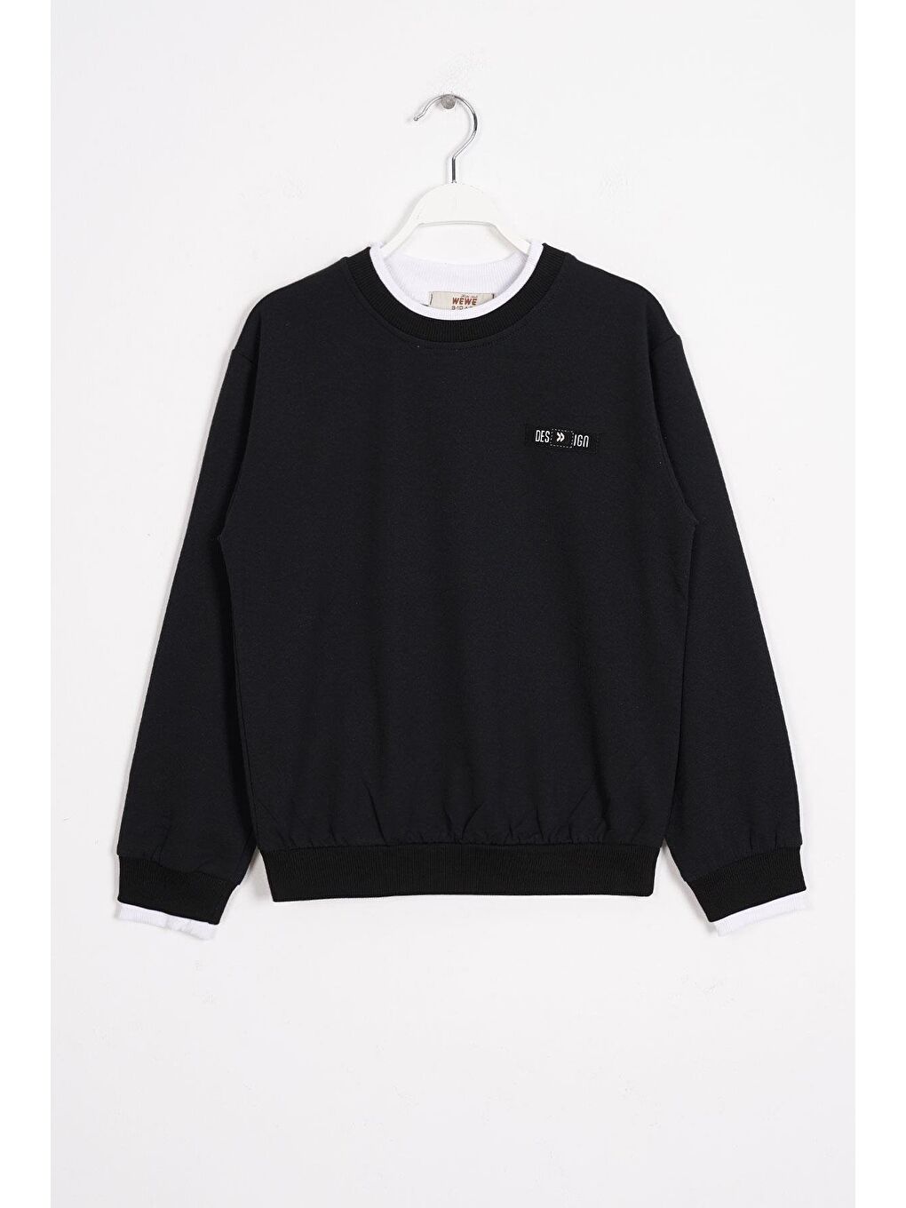 Yakası ve Kolları Garnili Siyah Renk Erkek Çocuk Sweatshirt