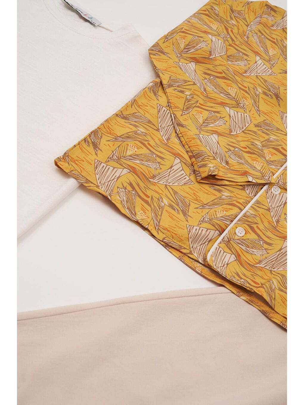 Bej Erkek Çocuk Pijama Takımı 3'lü-1