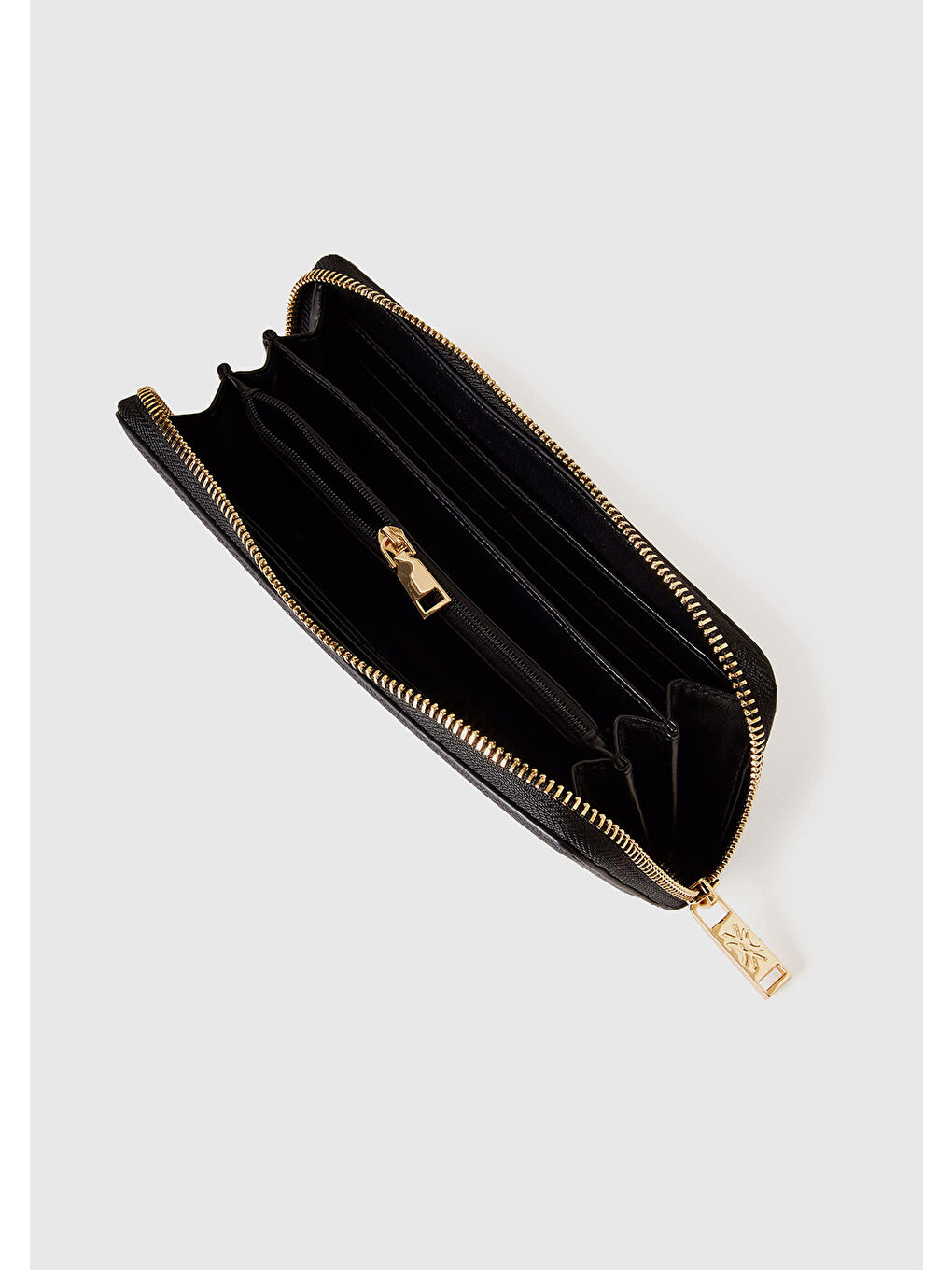 Kadın Siyah Yarım Logo Baskılı Deri Görünümlü Cüzdan-2