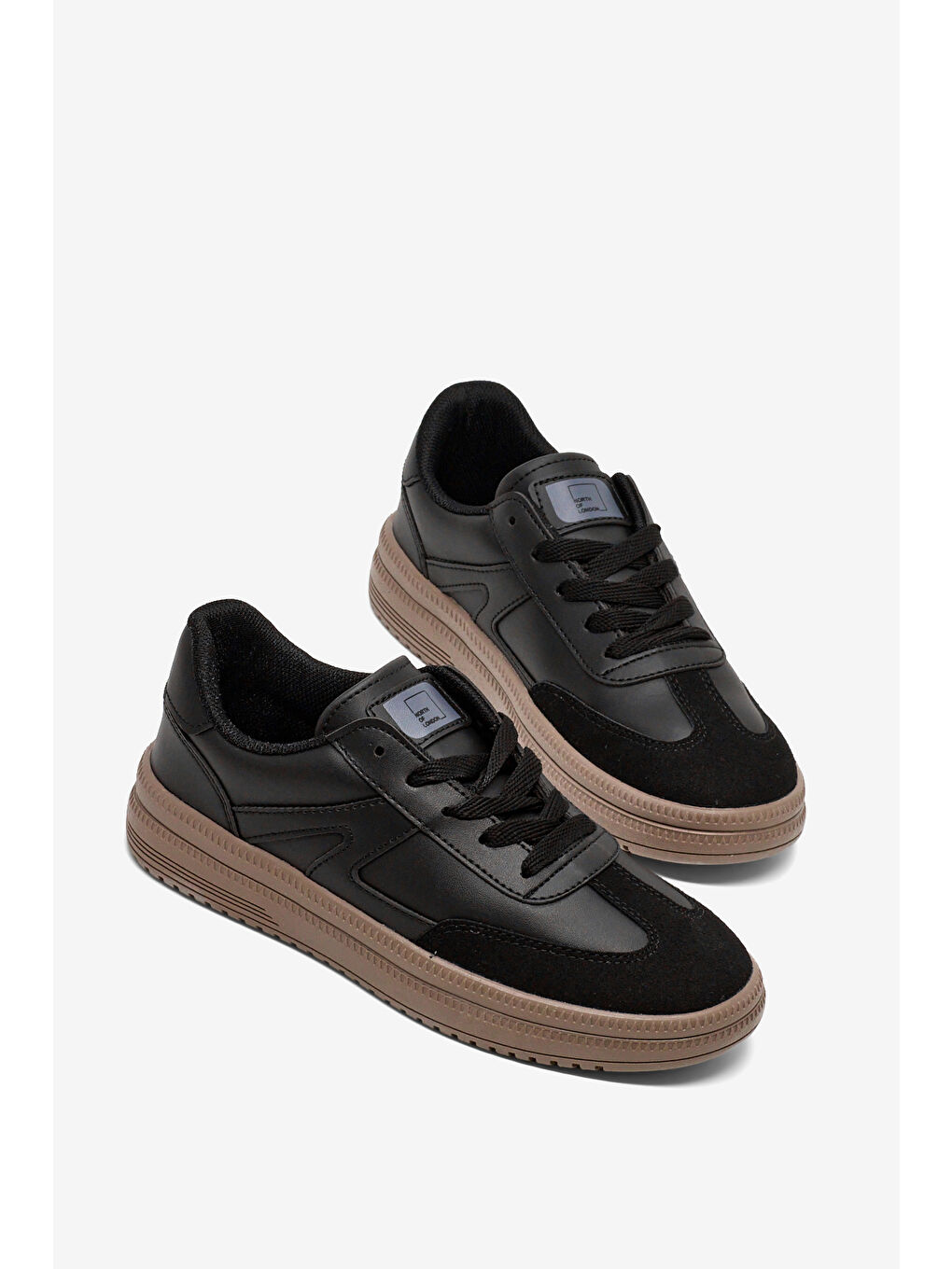 Kadın Siyah Siyah Rahat Kalıp Kauçuk Taban Bağcıklı Sneaker-2