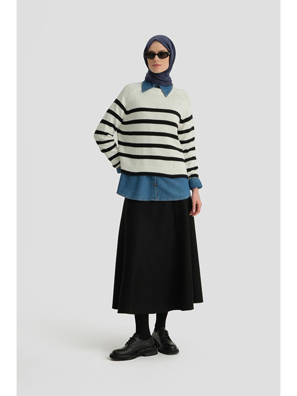 Beş Parçalı Etek Ort1731 Siyah-1