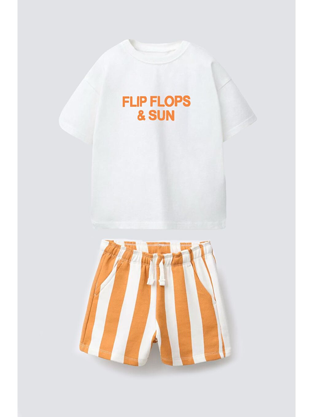 Siyah Erkek Çocuk Pamuklu Ekru Slogan Baskılı T-Shirt Ve Turuncu Çizgili Şort Takım-1