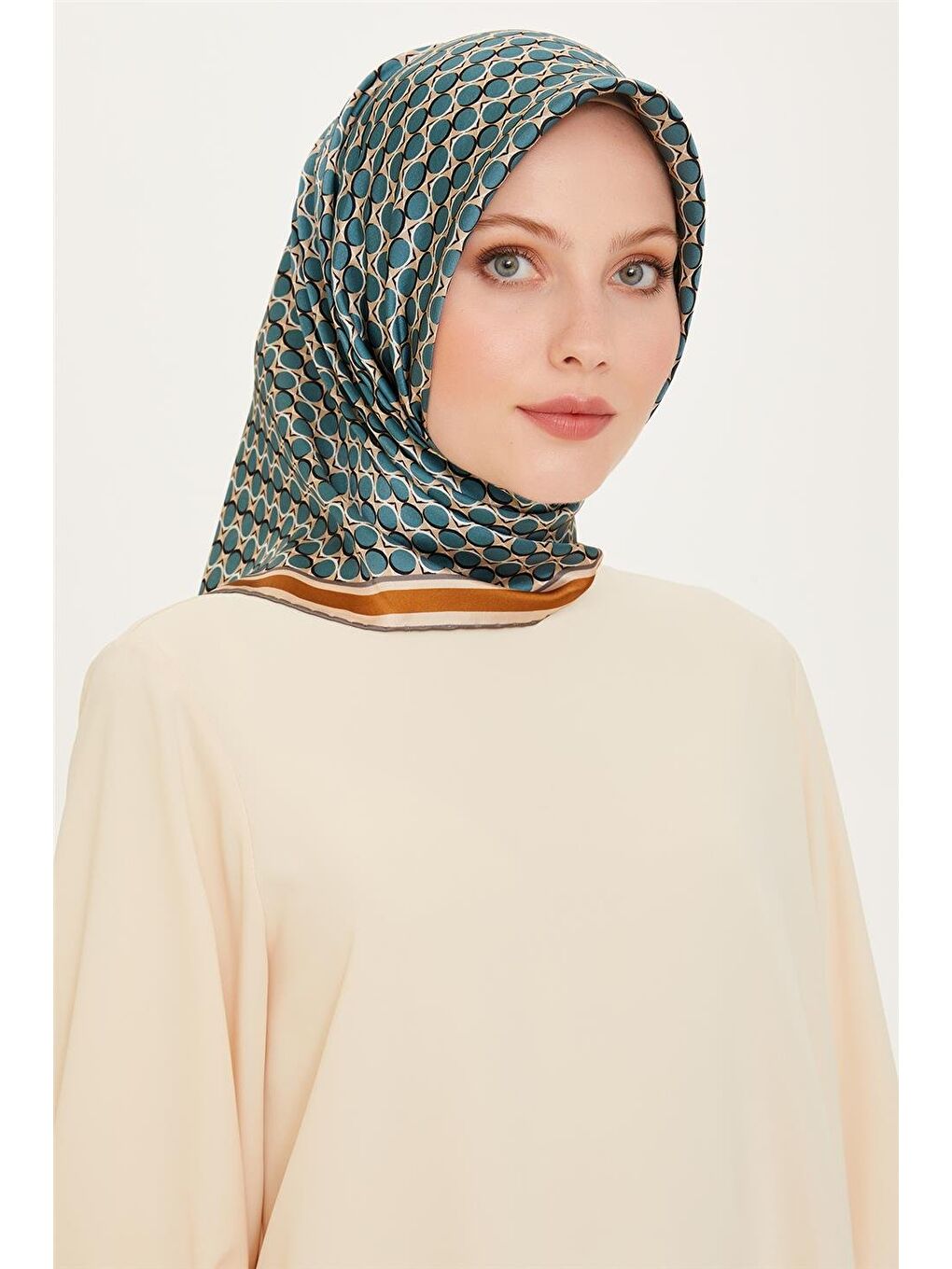 Karışık Geometrik Desenli Twill Saf İpek Eşarp 9226D 35