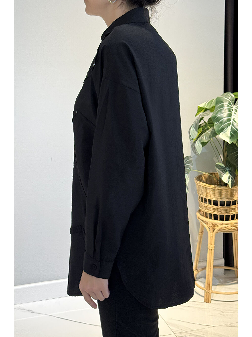 Düğme Detaylı Uzun Kol Dekoratif Dikişli Gömlek 6146 Siyah-1