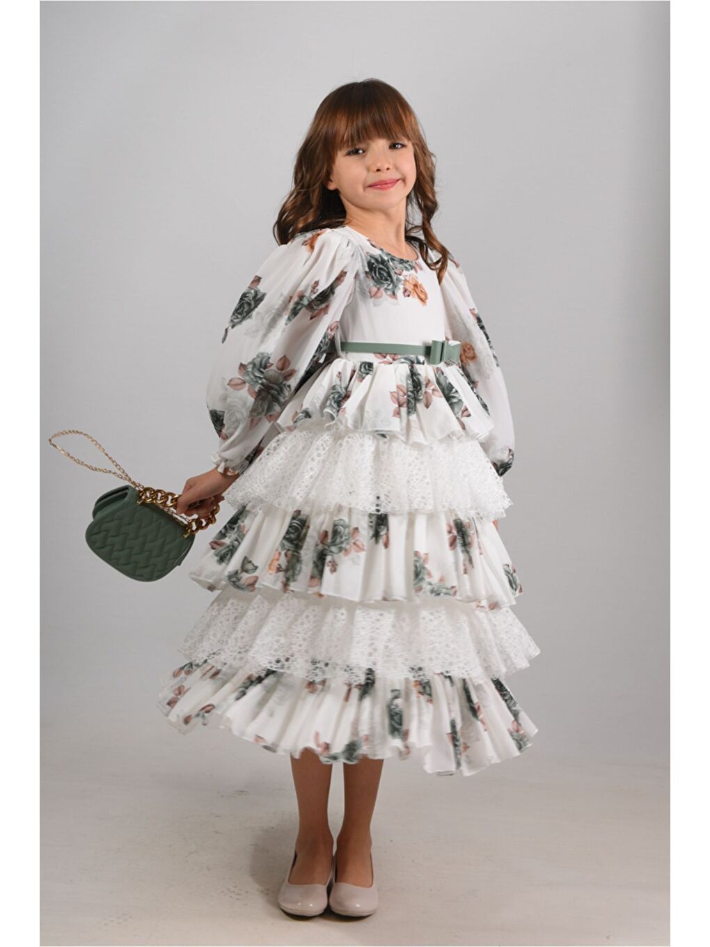 Yeşil Çiçekli ve Çantalı Kat Kat Uzun Kemerli Kız Çocuk Elbise Doğum Günü Elbisesi-5