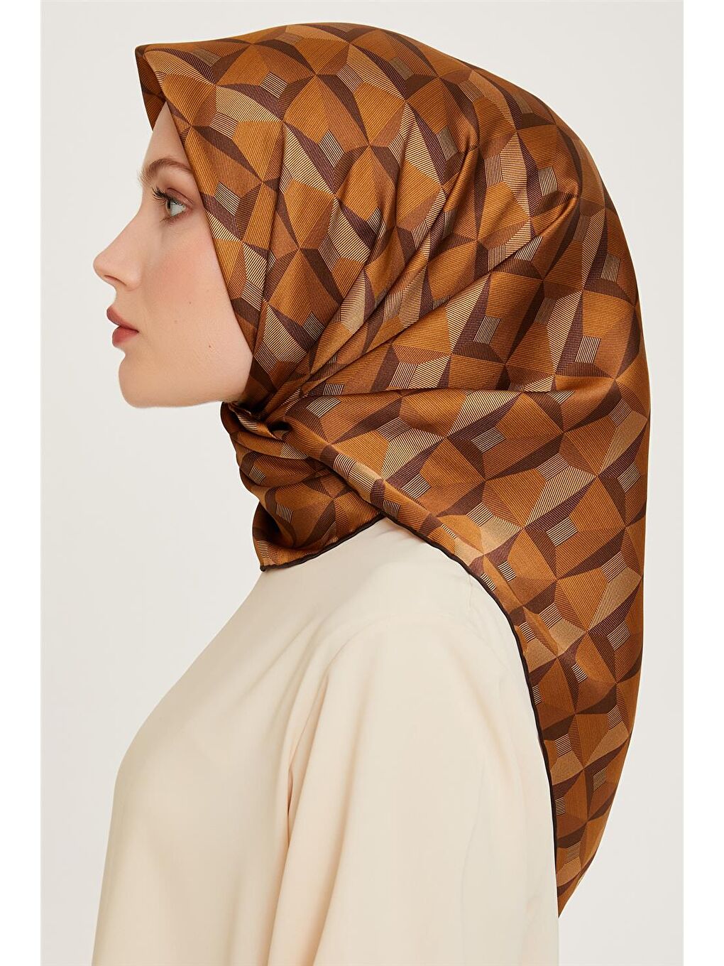 Kahverengi Klasik Desenli Twill Saf İpek Eşarp 9204D 31-2