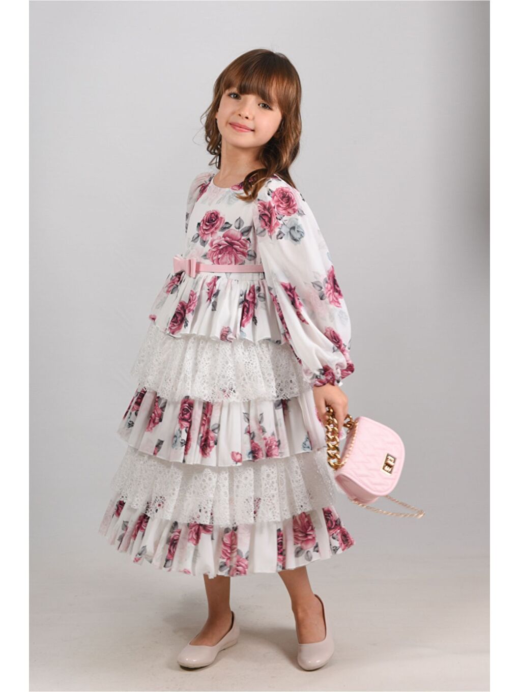 Pembe Çiçekli ve Çantalı Kat Kat Uzun Kemerli Kız Çocuk Elbise Doğum Günü Elbisesi-3