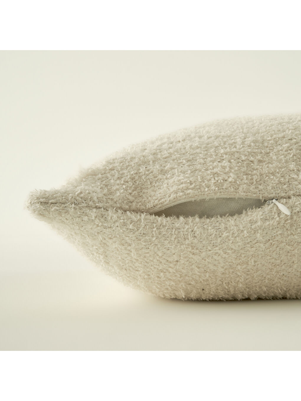 Ekru Pietra Basic Dolgulu Kırlent Krem (43x43 cm)-2