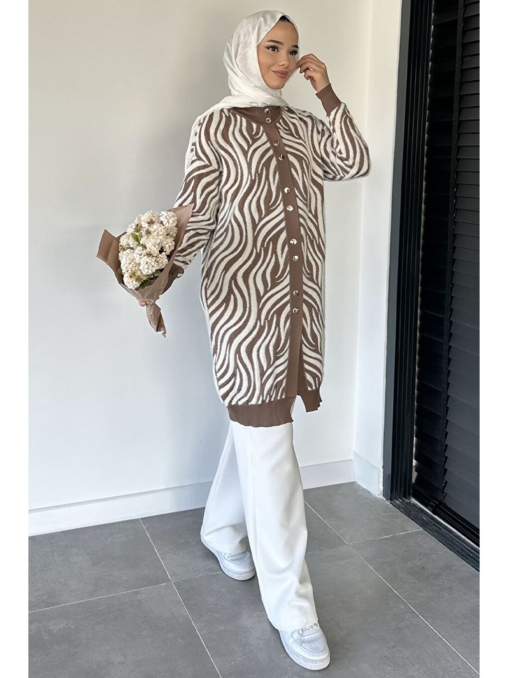 Bej Desenli Angora Tesettür Triko Hırka-1