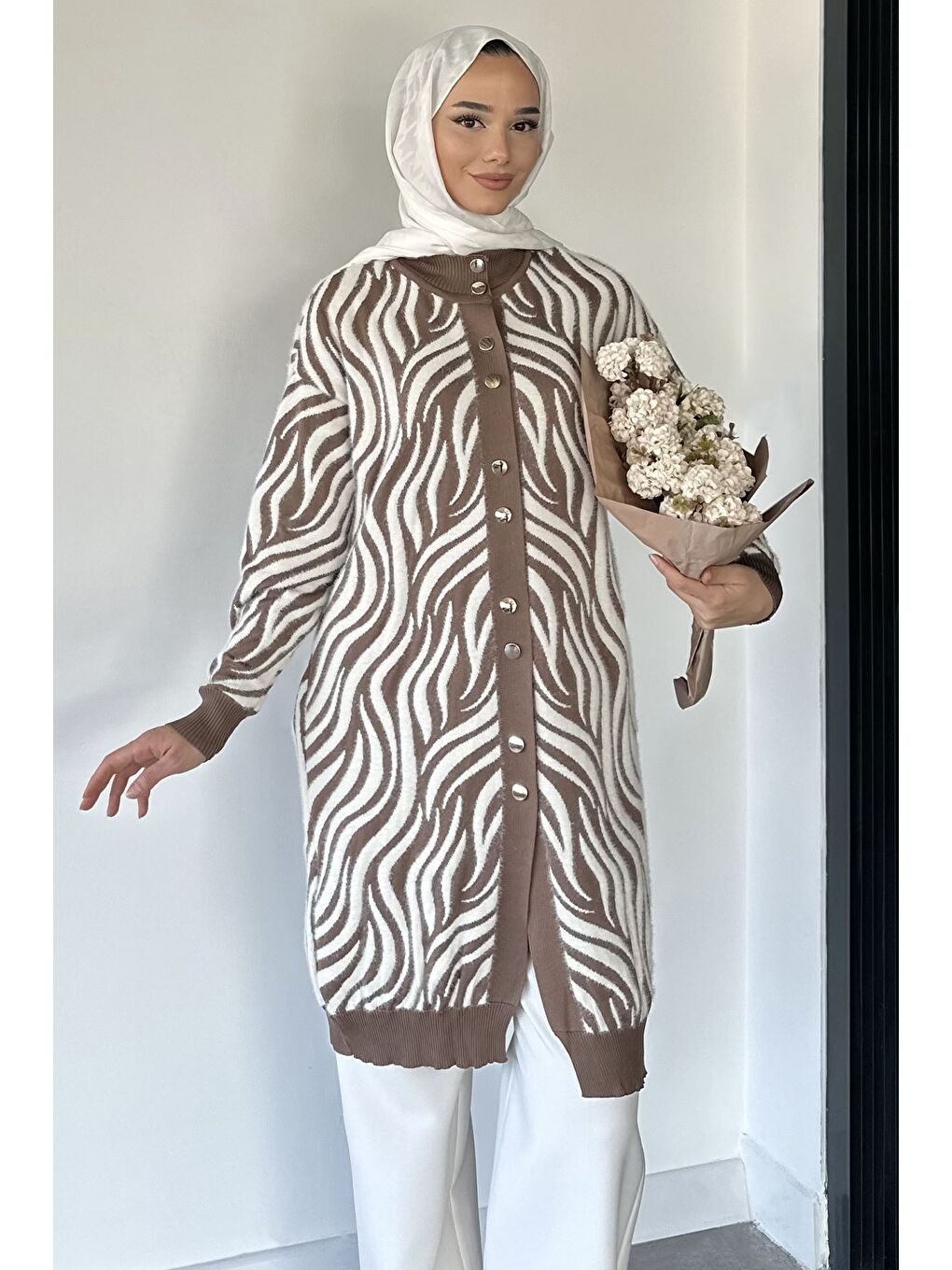 Bej Desenli Angora Tesettür Triko Hırka-2