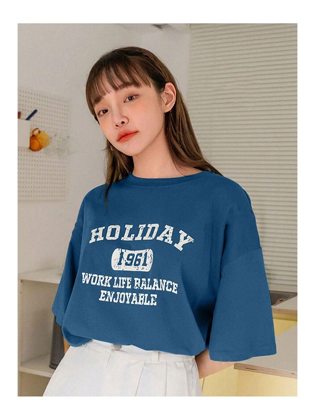 Trendseninle Mavi Kadın Turkuaz Mavisi Holiday 1961 Baskılı Oversize T-shirt - 2