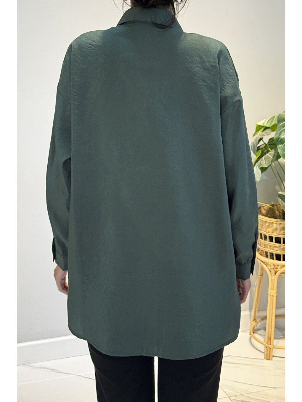 Yeşil Düğme Detaylı Uzun Kol Dekoratif Dikişli Gömlek 6146 Zümrüt-2