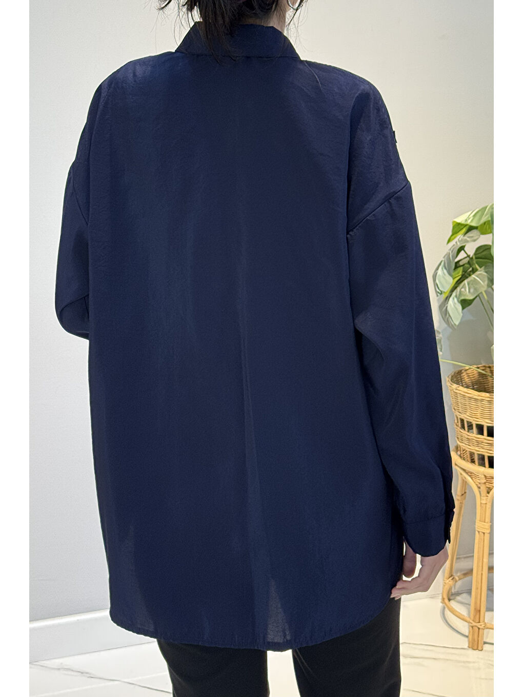 Düğme Detaylı Uzun Kol Dekoratif Dikişli Gömlek 6146 Lacivert-2