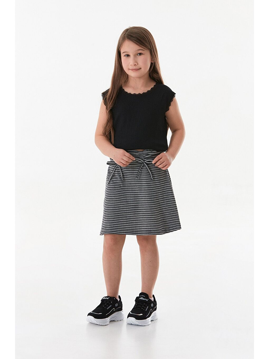 Siyah Kazayağı Desenli Fiyonk Detaylı Şortlu Kız Çocuk Etek