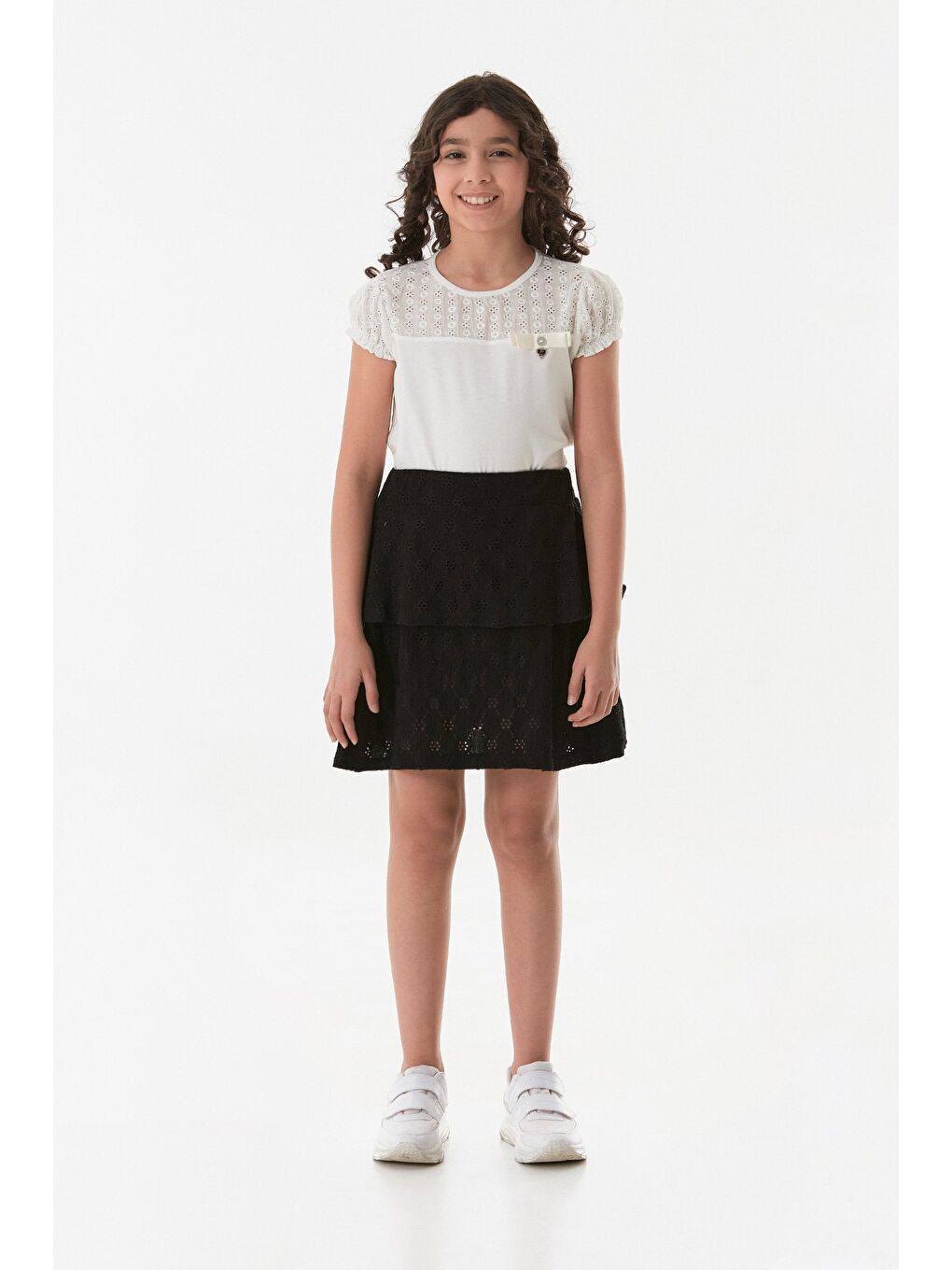Siyah Dantelli Fırfırlı Kız Çocuk Etek-1