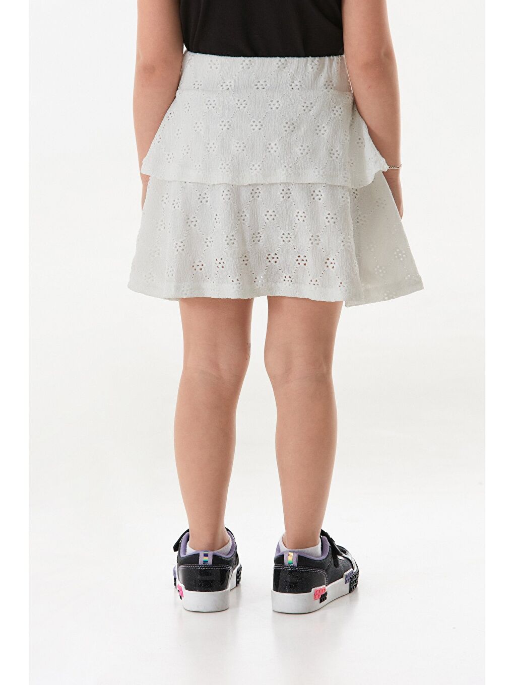 Beyaz Dantelli Fırfırlı Kız Çocuk Etek-3