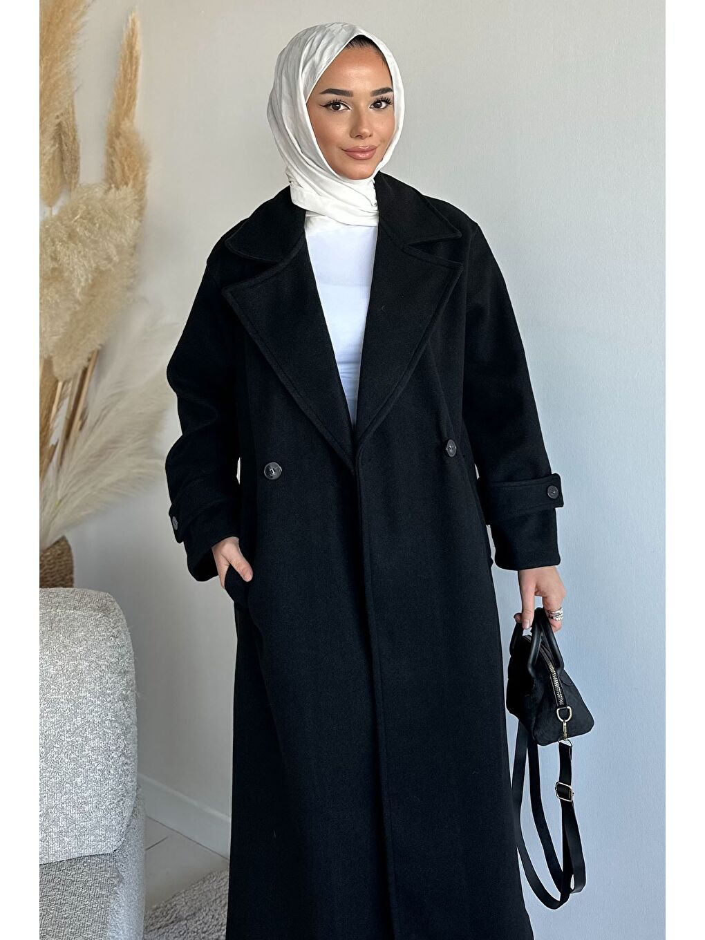 Siyah Kruvaze Yaka Çift Cepli Tesettür Kaşe Kaban-6