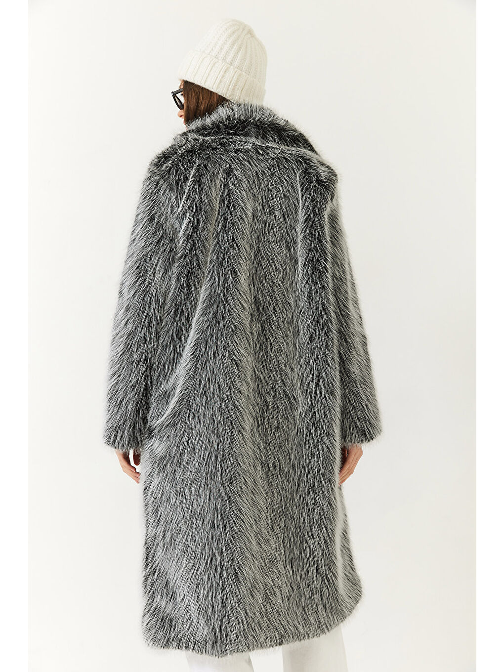 Siyah Kadın Uzun Kürklü Astarlı Mont-7