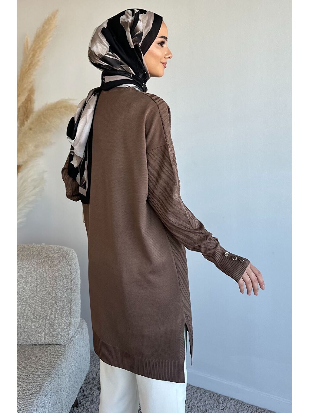 Kahverengi Desenli Ön Düğmeli Tesettür Triko Hırka (m-l-xl Uyumludur)-5