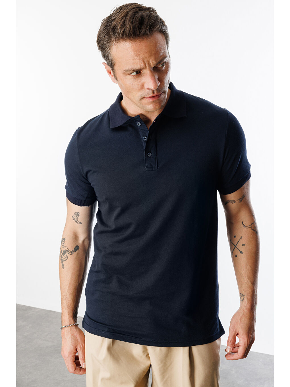 Lacivert Erkek Çekmeyen Pamuklu Kumaş Regular Fit Standart Kesim Polo Yaka Tişört POLOYAKA-T-SHIRT1