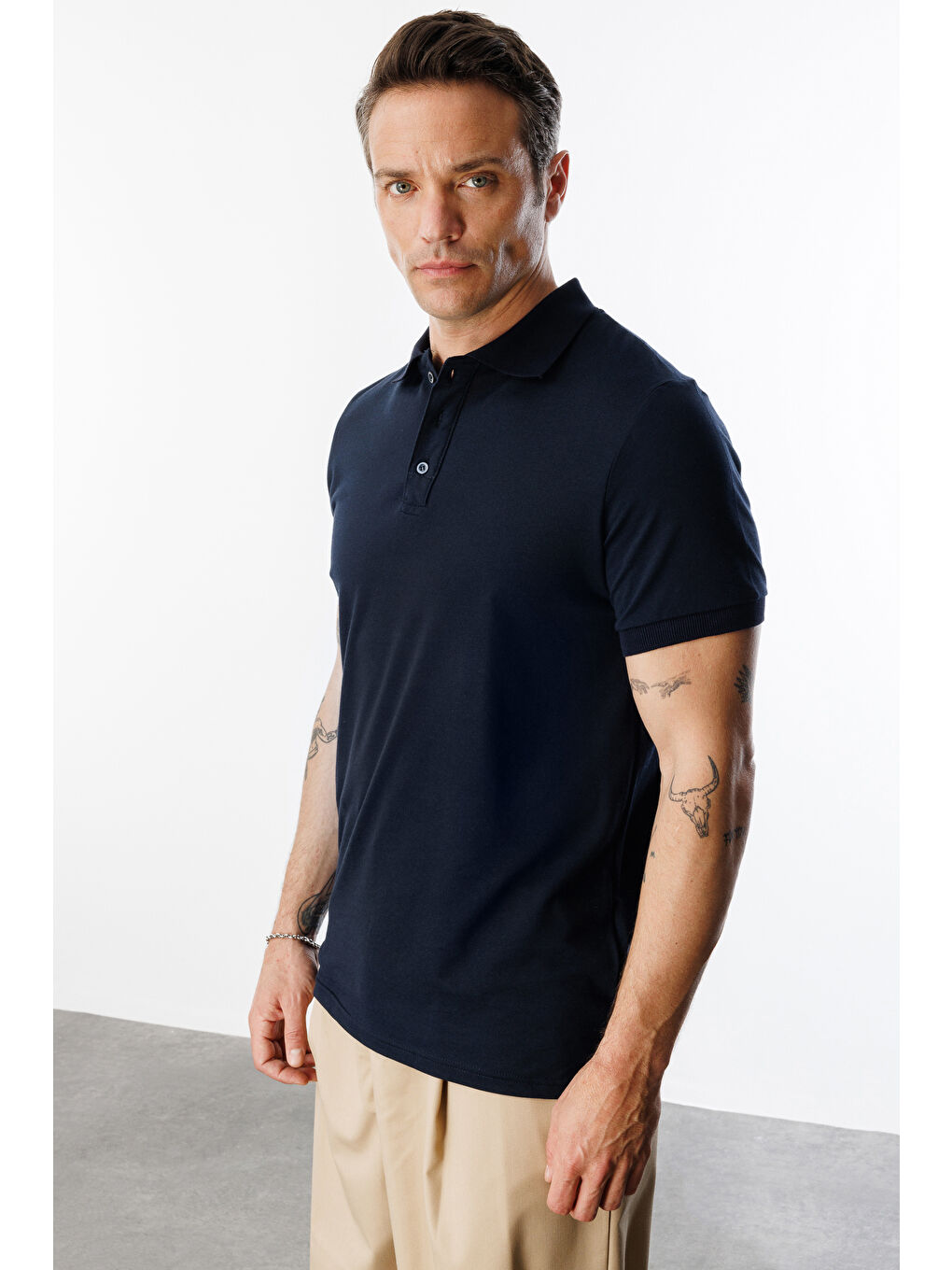 Lacivert Erkek Çekmeyen Pamuklu Kumaş Regular Fit Standart Kesim Polo Yaka Tişört POLOYAKA-T-SHIRT1-4