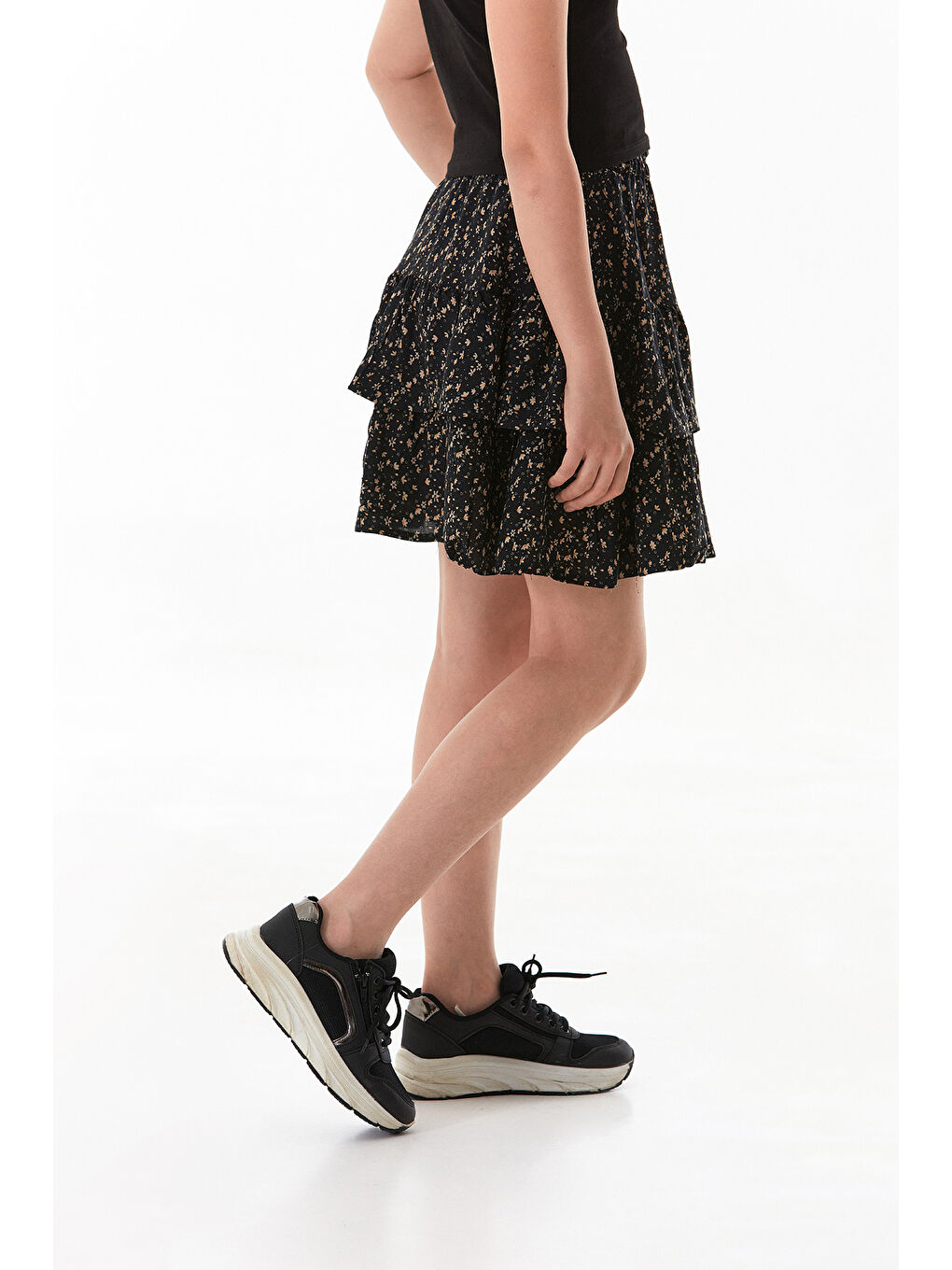 Siyah Çiçek Baskılı Fırfırlı Kız Çocuk Etek-4