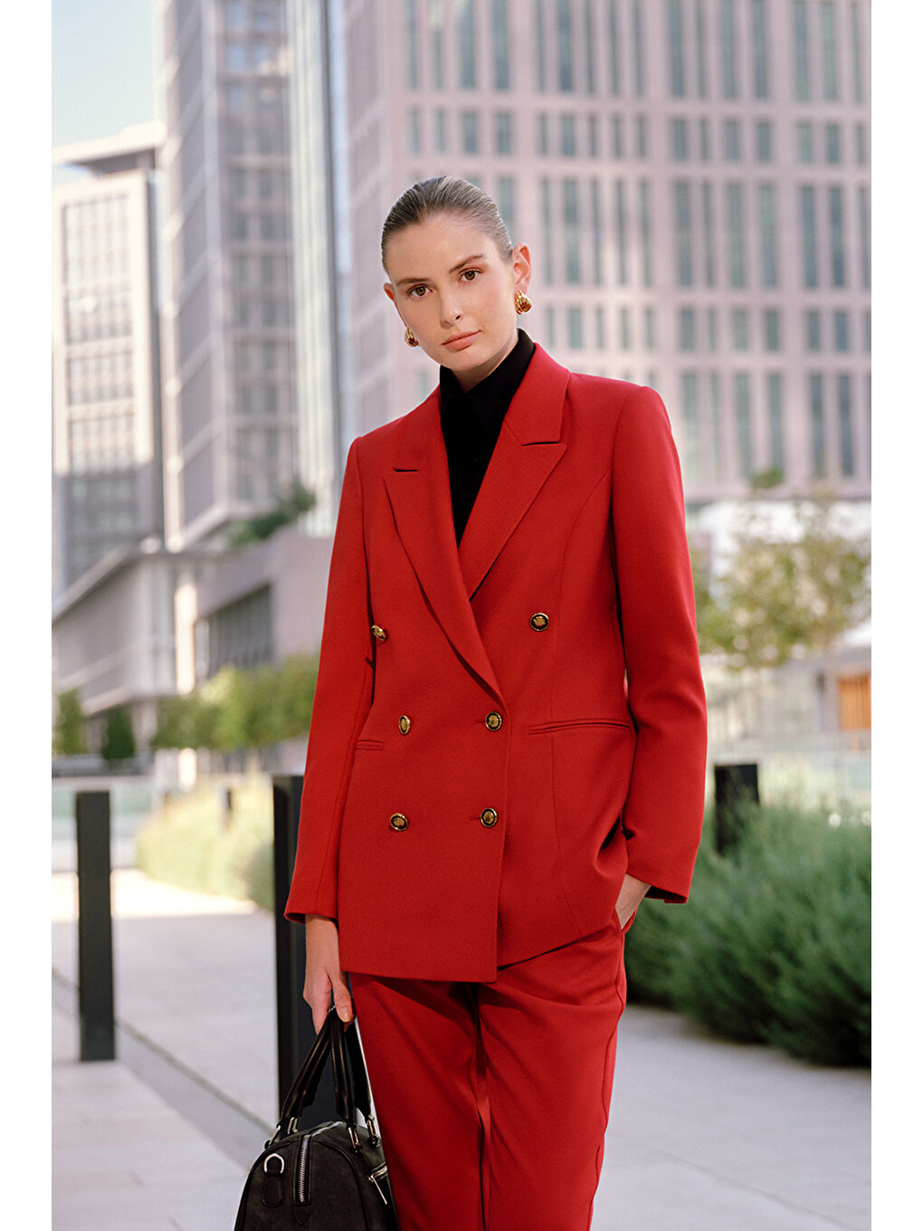 Kırmızı Fleto Cepli Düğmeli Ceket