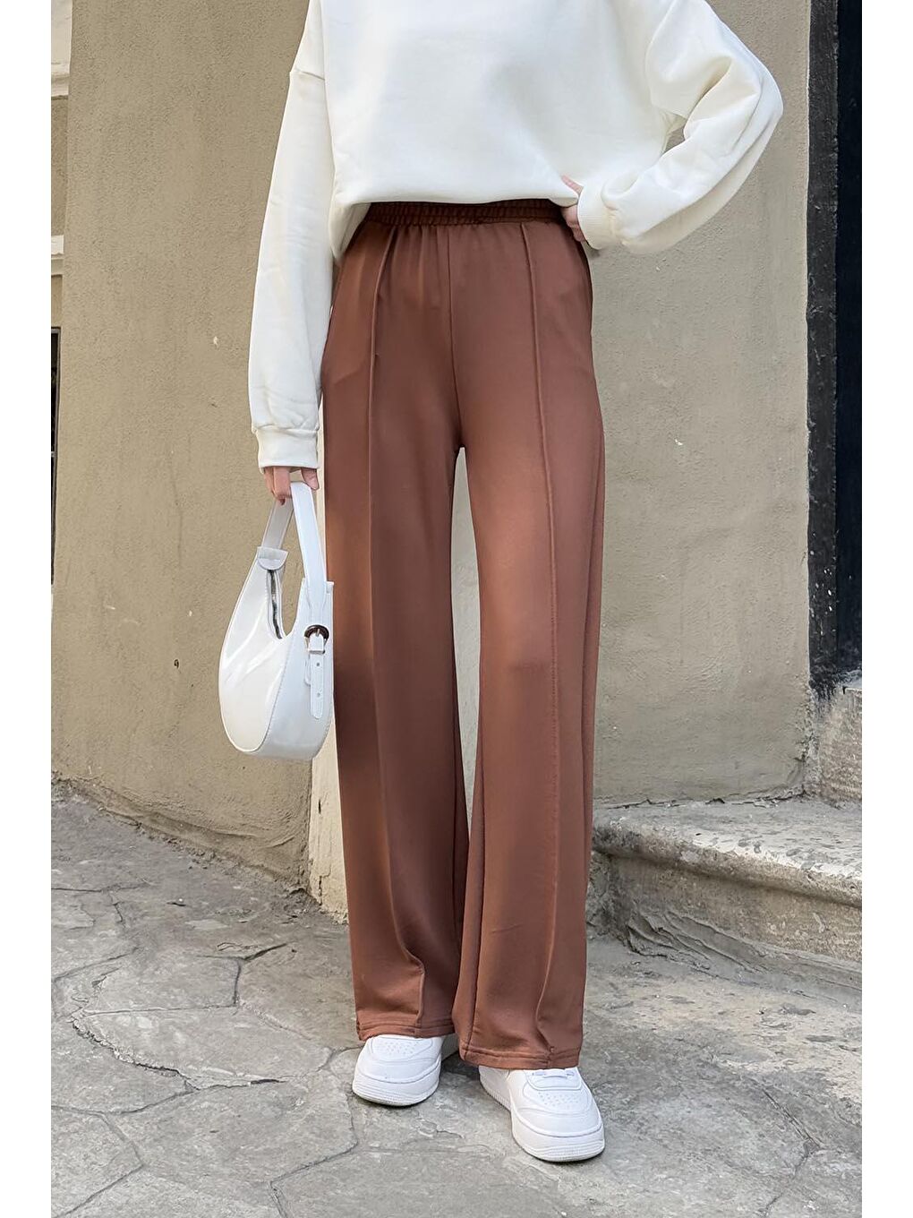 Kahverengi Çıma Detaylı Pantolon Çikolata Kahve