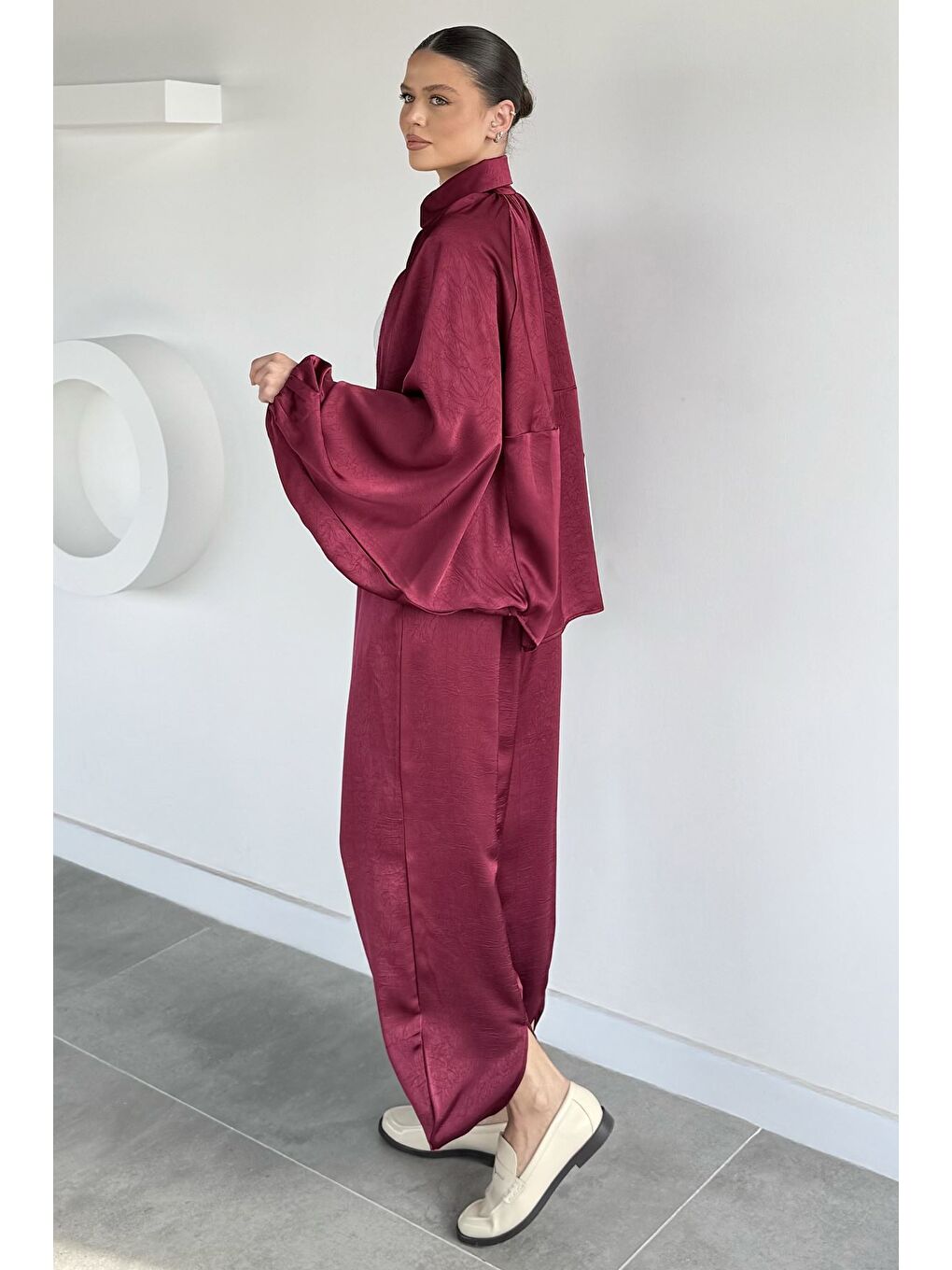 Mürdüm Kadın Yarasa Kol Saten Ceket Bel Lastikli Pantolon İkili Takım-4