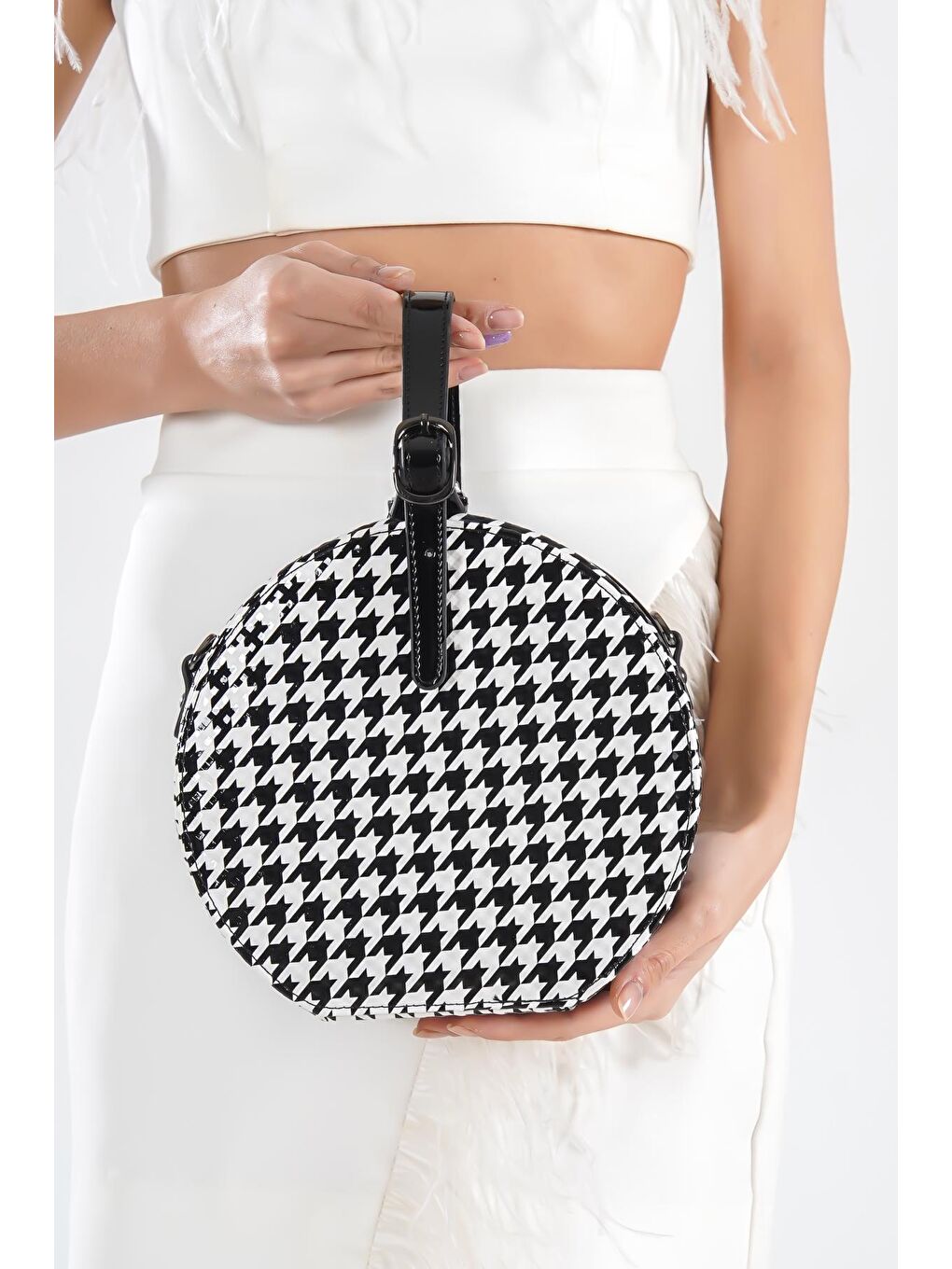 Siyah World Kazayağı Desenli Kadın El Çantası-2