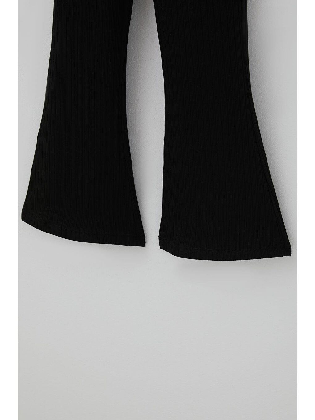 Kız Çocuk İspanyol Paça Tayt İncili Kelebek Arma Aksesuarlı Siyah (8-14 Yaş)-3