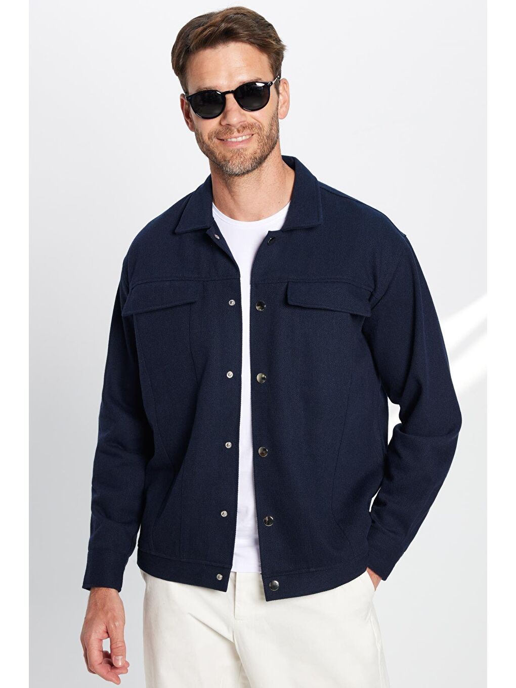 Erkek Relax Fit Rahat Kesim Oduncu Çift Cepli Kapaklı Lacivert Apaş Yaka Düz Kışlık Gömlek-1
