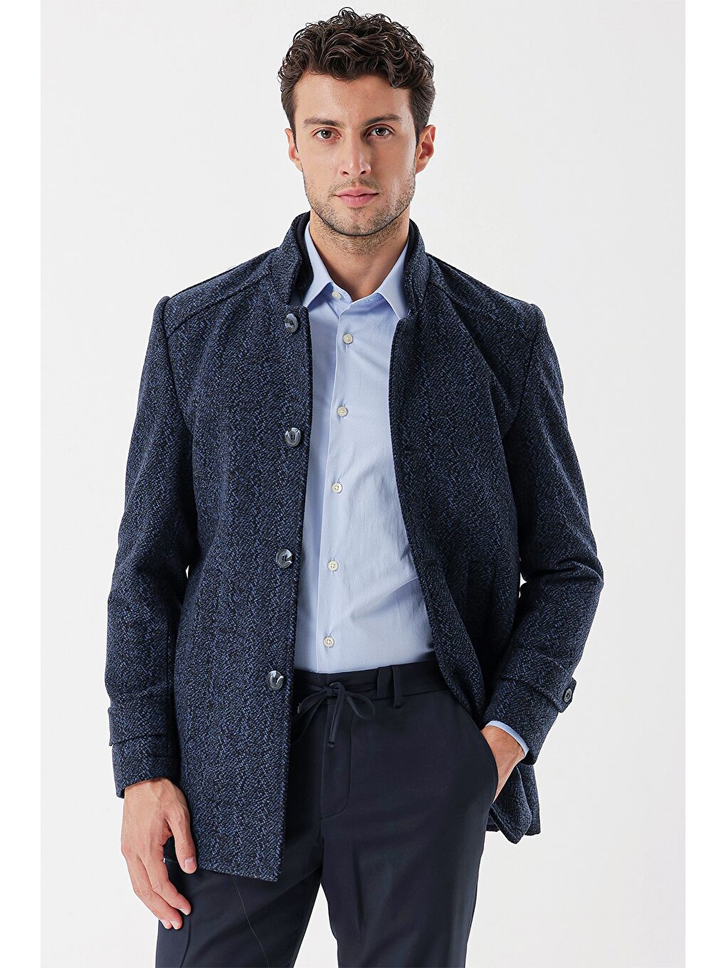 Koyu Lacivert Kaşe Hakim Yaka Desenli Yırtmaçlı Astarlı Slim Fit Dar Kesim Klasik Kaban 1008235153-1