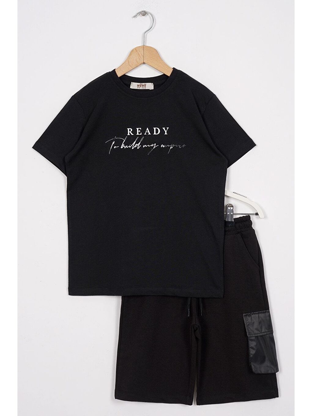 Ready Baskılı Siyah Renk Erkek Çocuk Şortlu Takım