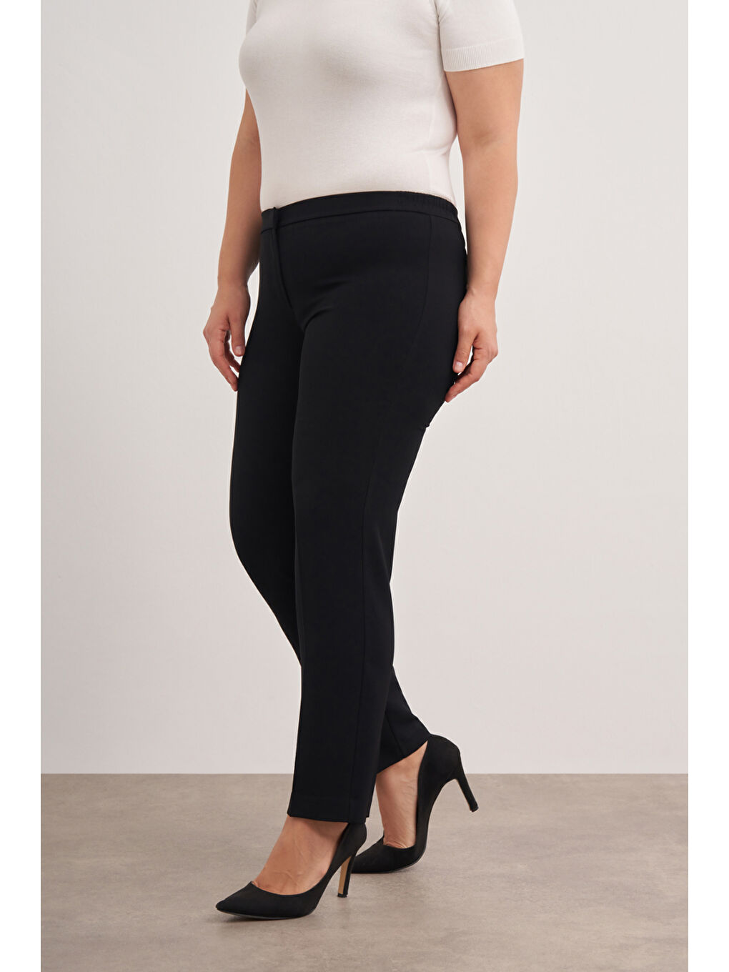 Siyah Klasik Büyük Beden Pantolon-2