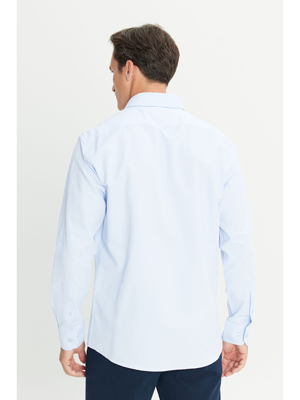 Erkek Açık Mavi Regular Fit Geniş Kesim Klasik Yaka Armürlü Gömlek-4