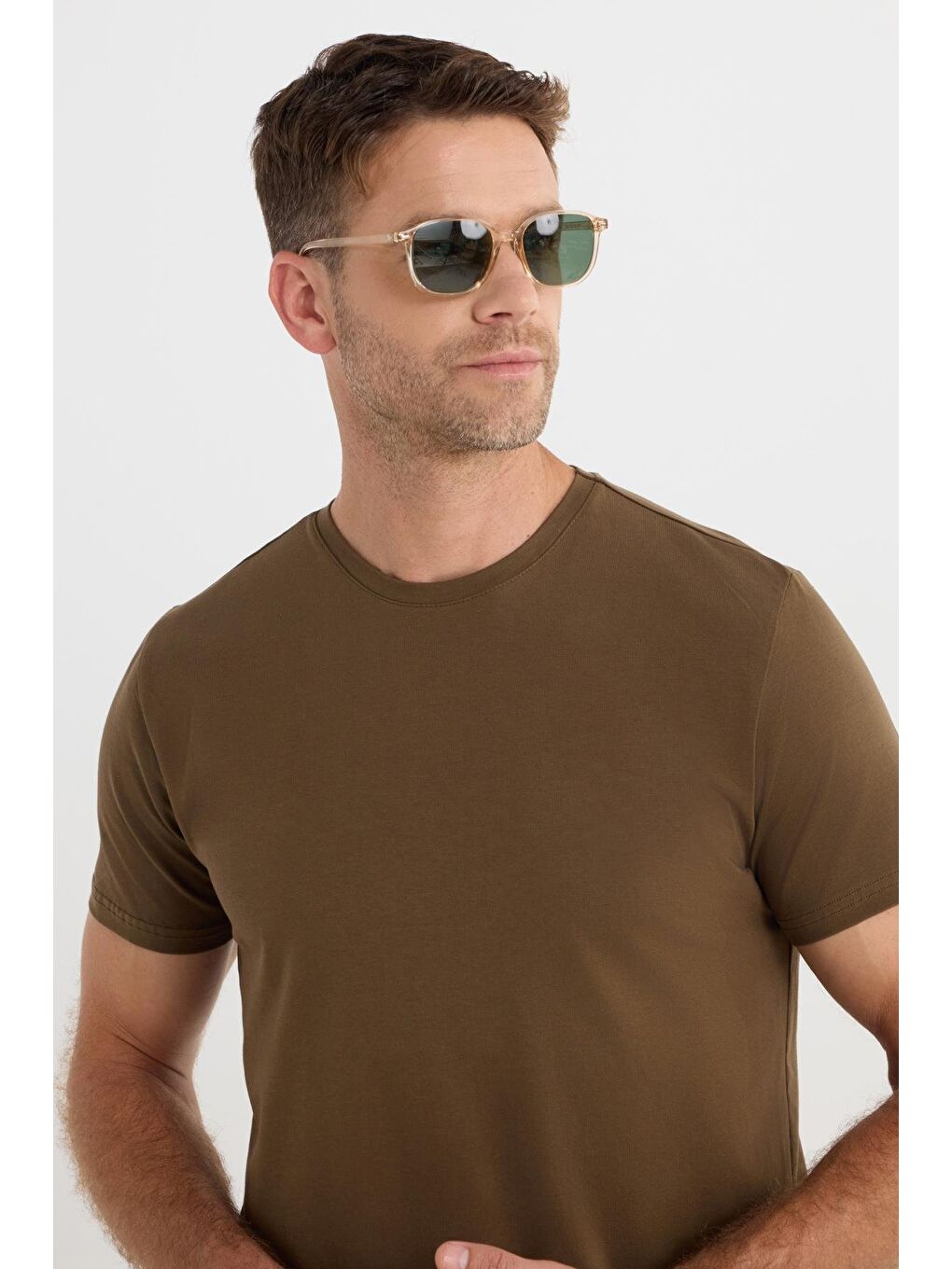 Erkek Slim Fit Dar Kesim Pamuklu Yumuşak Doku Elastanlı Esnek Kumaş Kahverengi Bisiklet Yaka Tişört-1