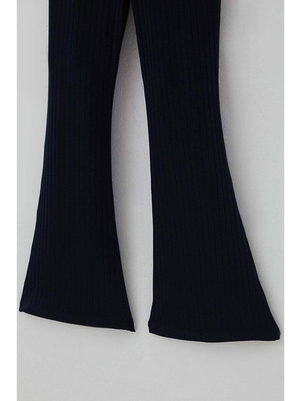 Kız Çocuk İspanyol Paça Tayt İncili Kelebek Arma Aksesuarlı Lacivert (8-14 Yaş)-3