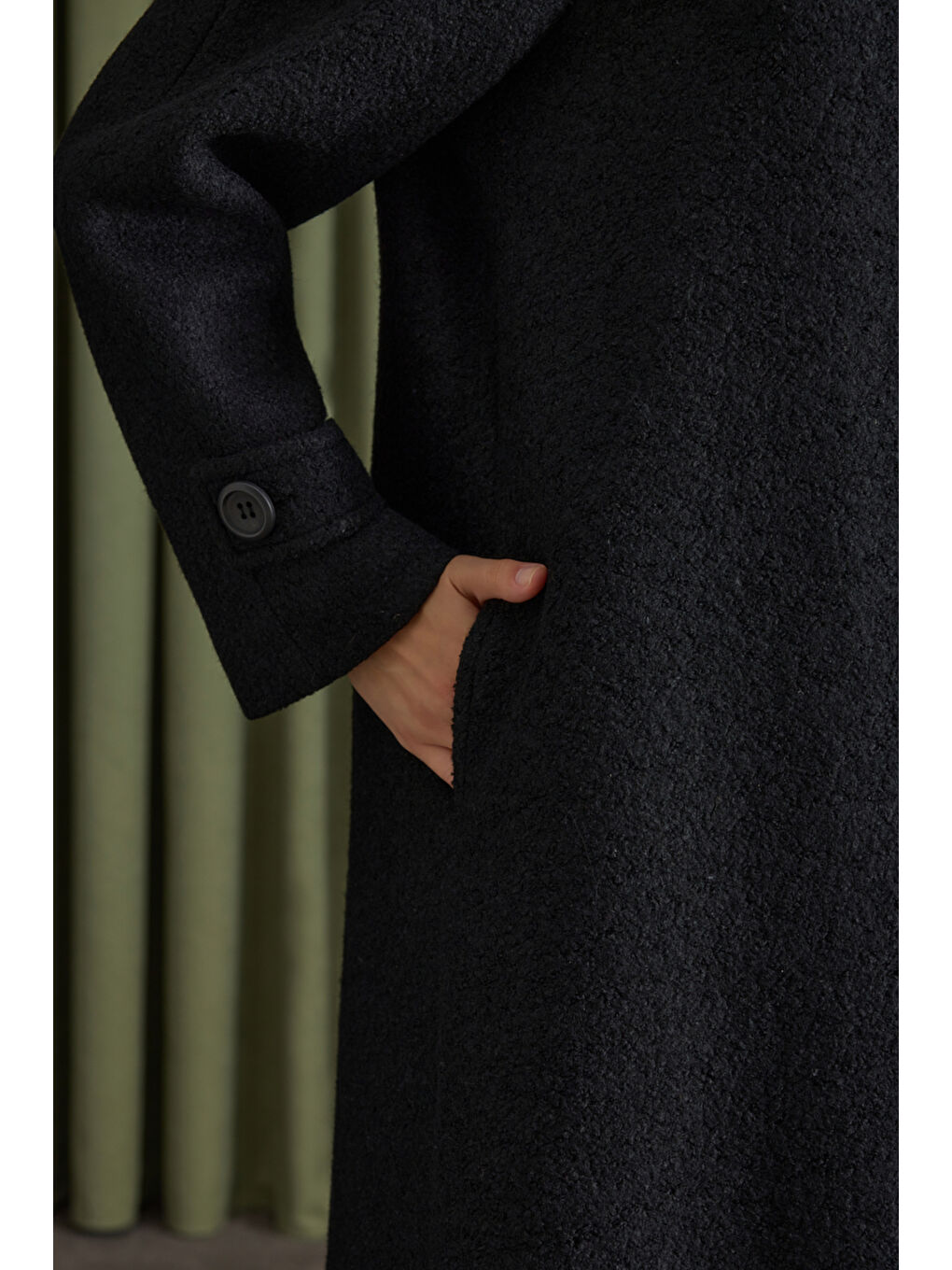 Antrasit Yakası Seyyar Kürk Detaylı Manto-4