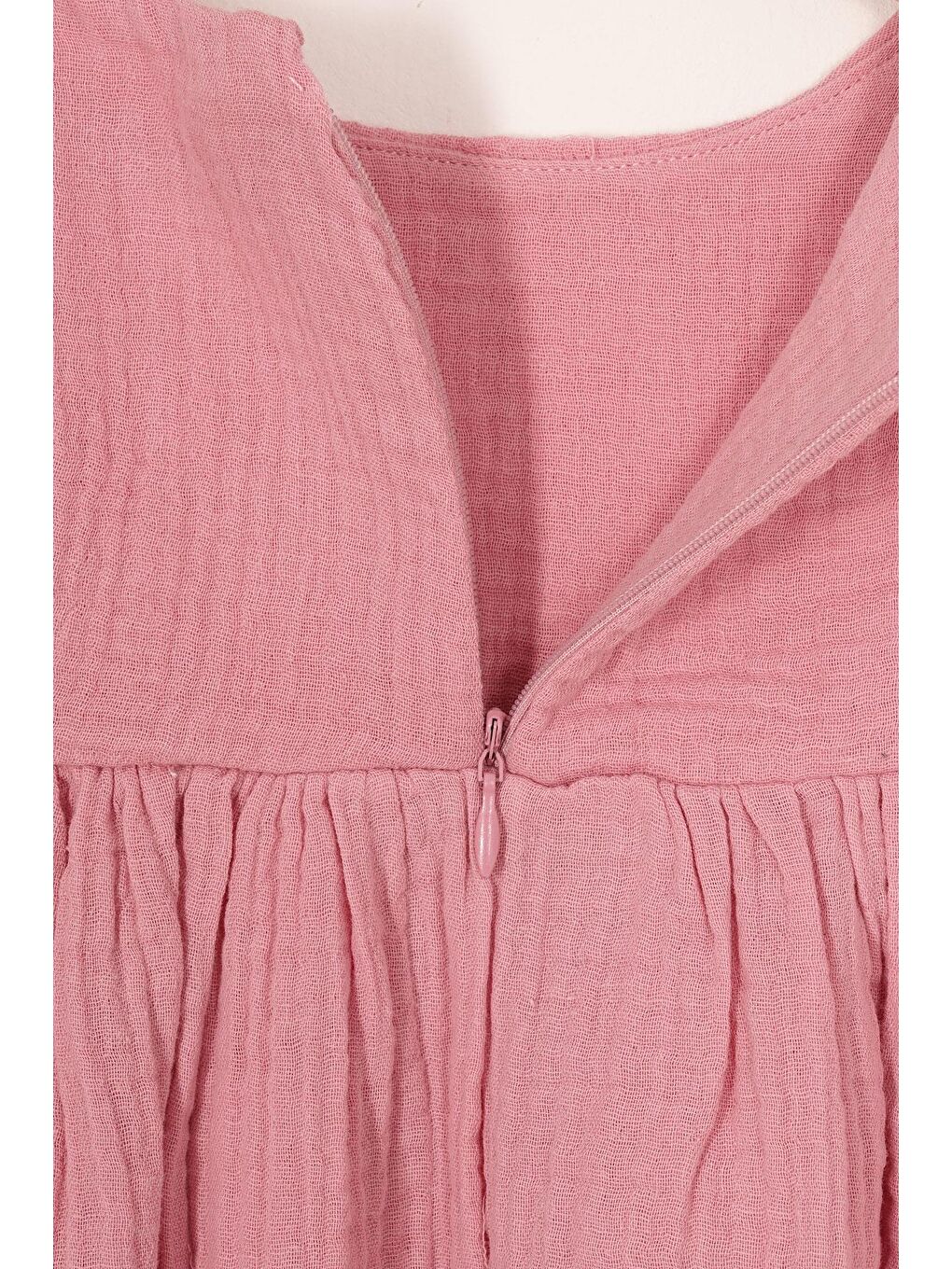 Pembe Bisiklet Yaka Omuzları Fırfırlı Kız Çocuk Elbise-5