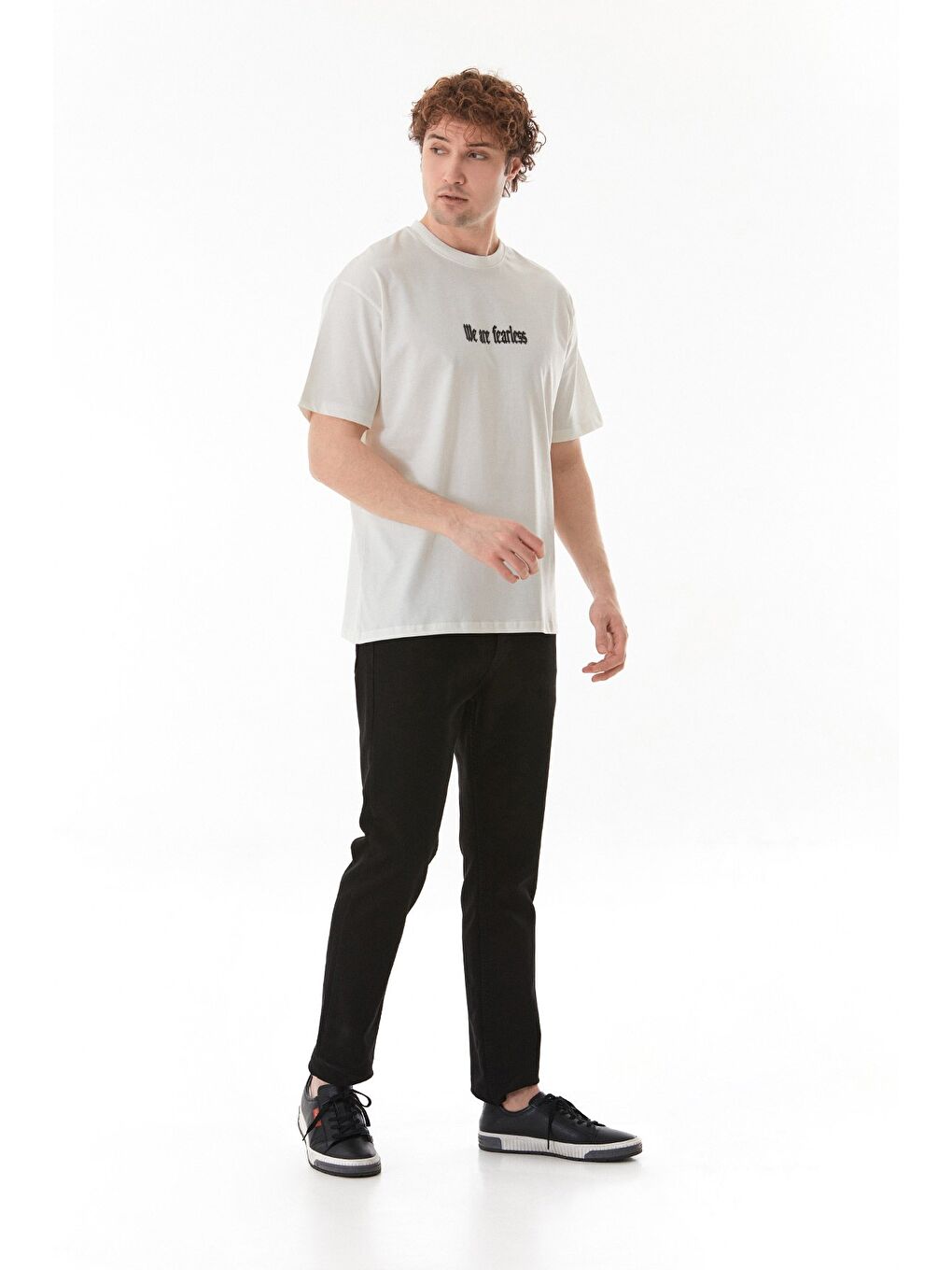 Ekru We Are Fearless Yazı Baskılı Bisiklet Yaka Tişört-1