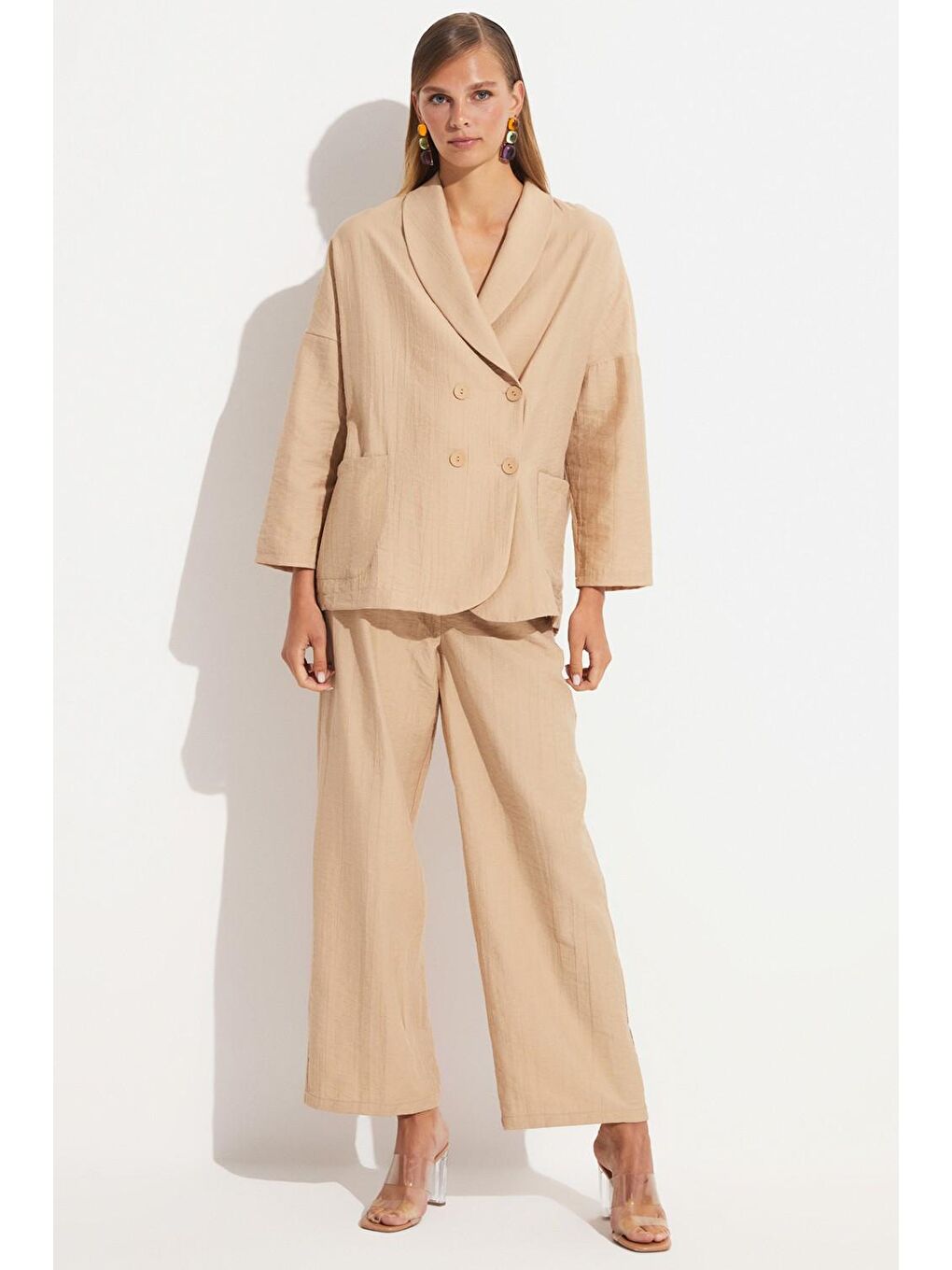 Kahverengi Kadın Geniş Kalıp Kruvaze Ceket Pantolon Dokuma Takım