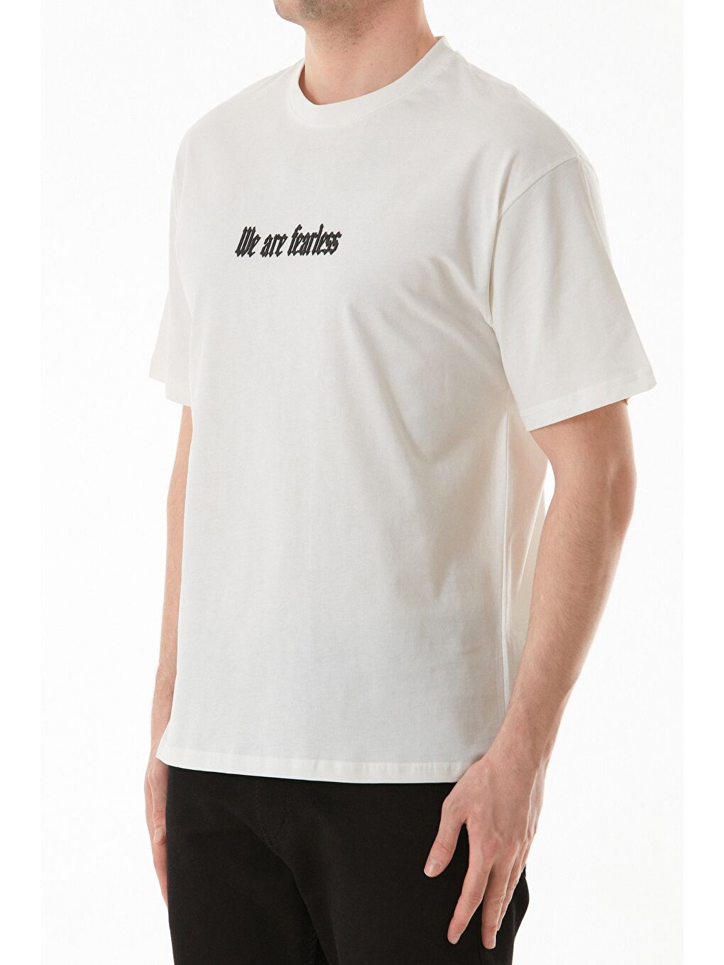 Ekru We Are Fearless Yazı Baskılı Bisiklet Yaka Tişört-4