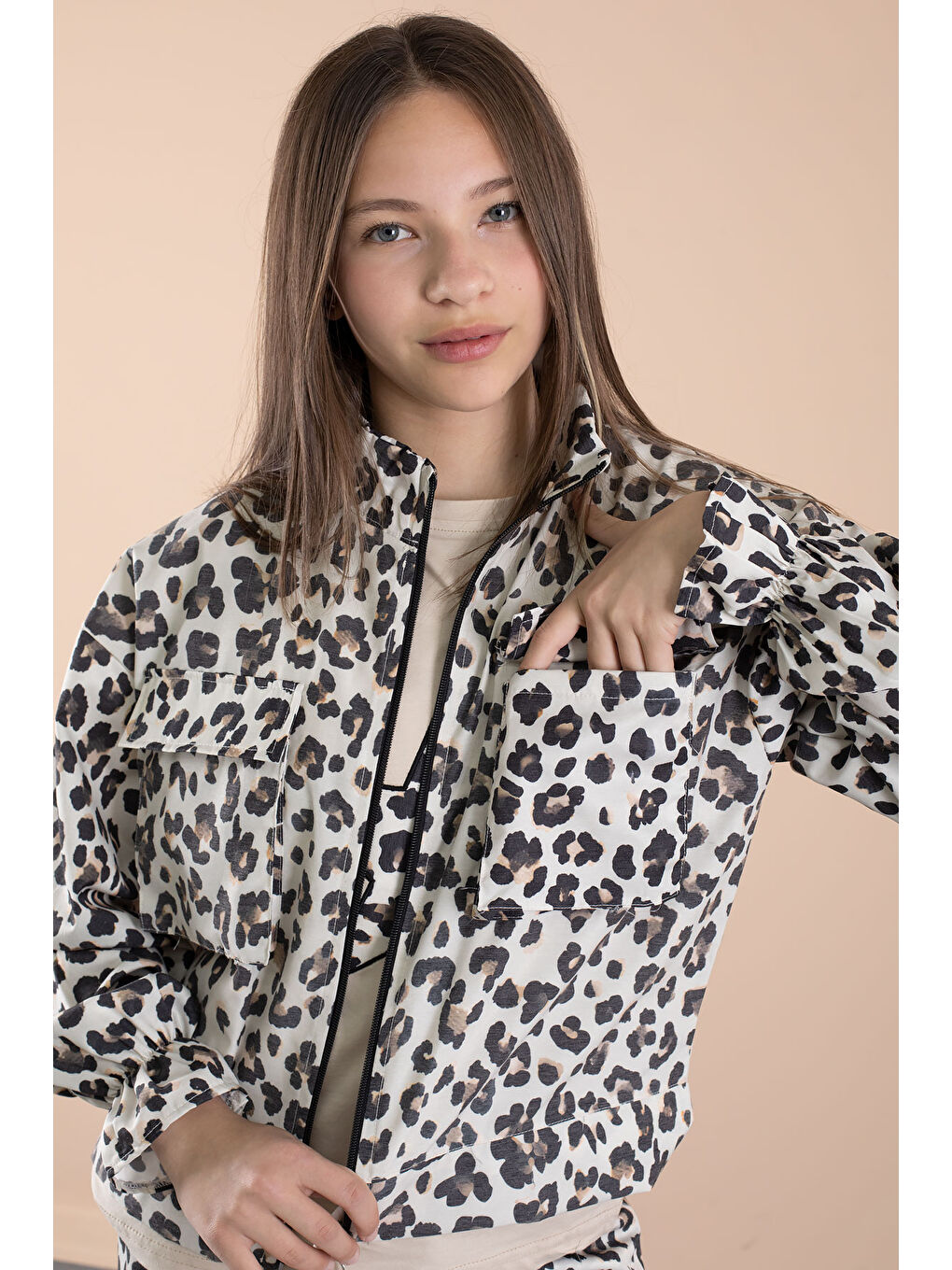Ekru Krem Leopar Desenli Paraşüt Ceketli Bisiklet Yaka Tişörtlü Kız Çocuk 3lü Takım 20637-1