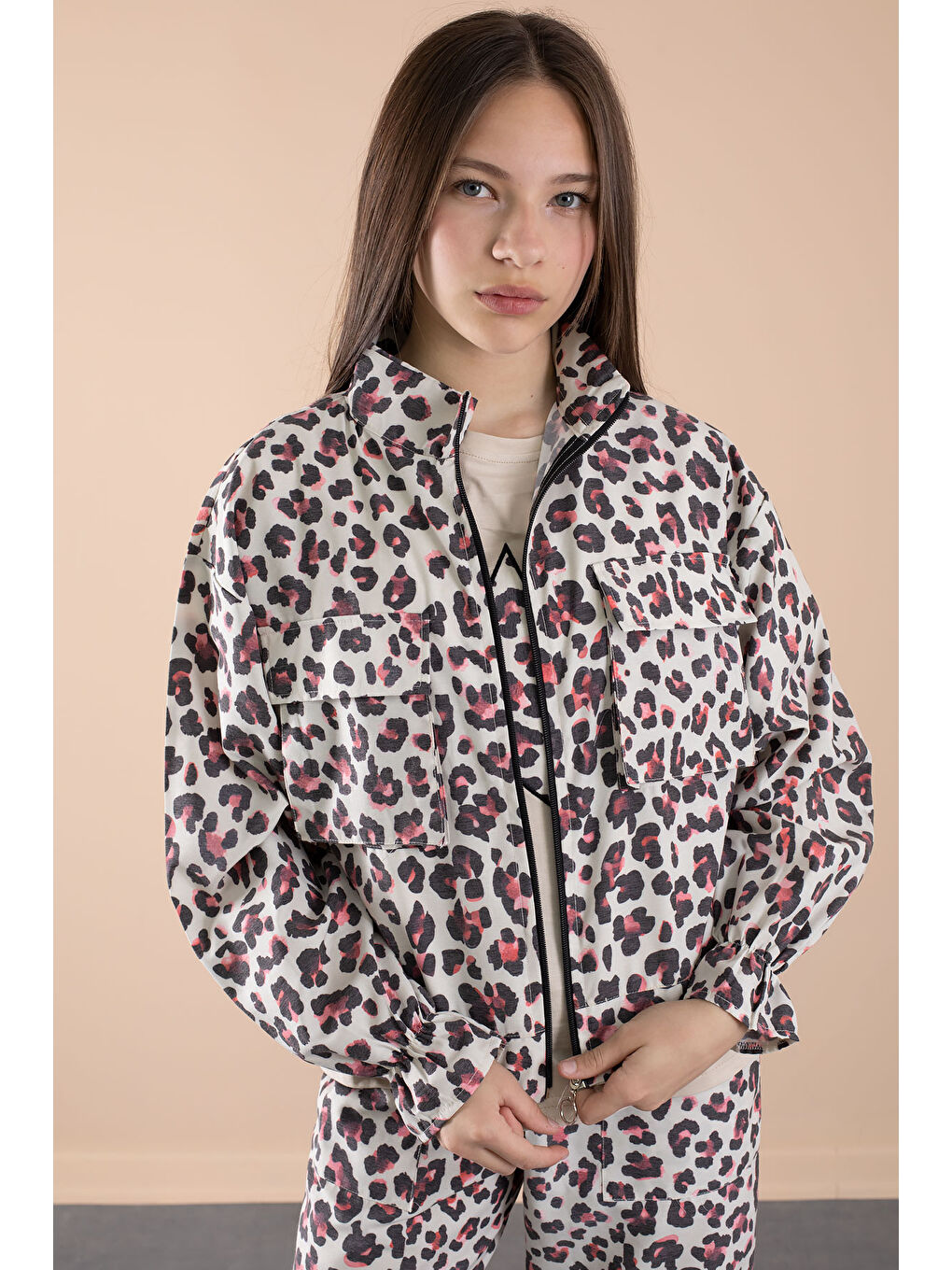 Kırmızı Leopar Desenli Paraşüt Ceketli Bisiklet Yaka Tişörtlü Kız Çocuk 3lü Takım 20639-4