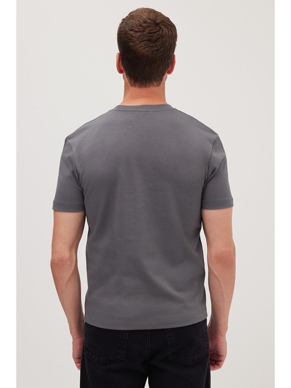Gri Erkek Regular Fit Klasik Kesim %100 Pamuk Bisiklet Yaka Füme Tişört-6