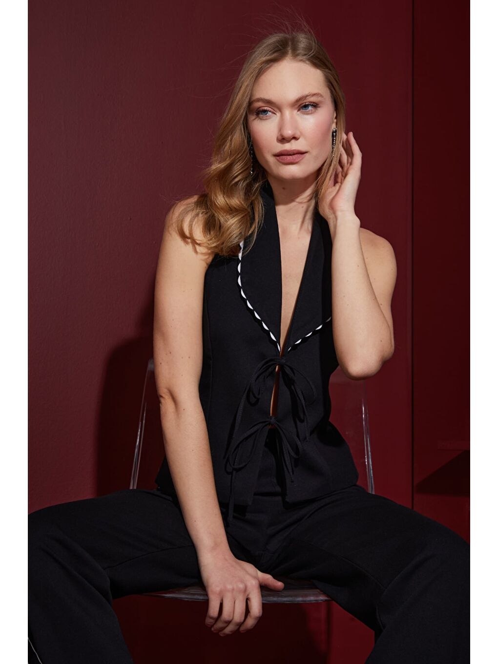 Siyah Biyeli Boyundan Geçmeli 2 Li Takım-3