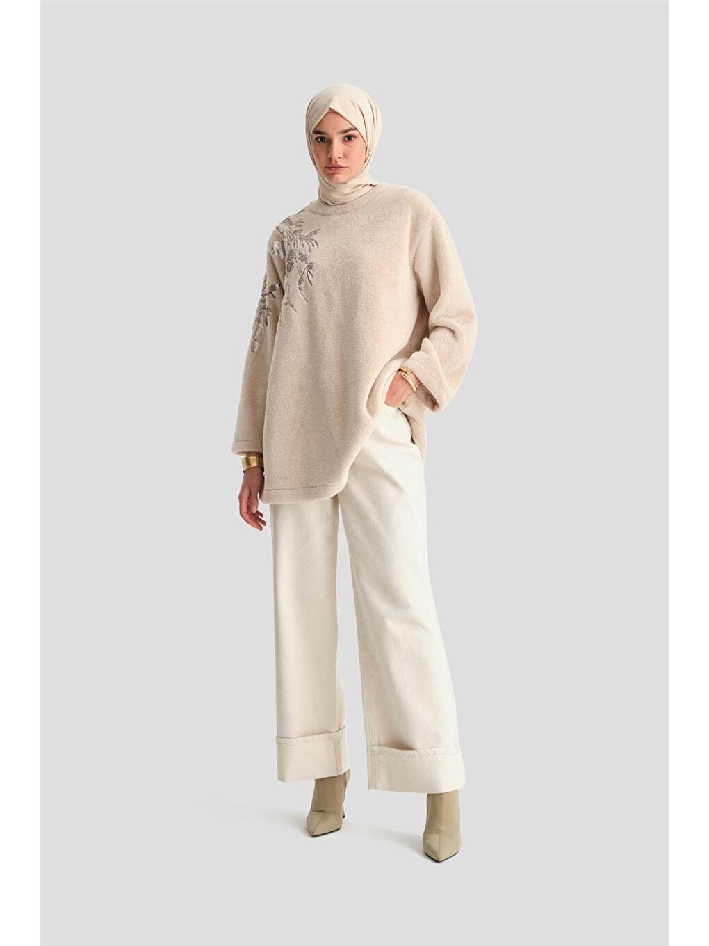 Bej Nakış Detaylı Pelüş Tunik 24K4304 Aytaşı-1
