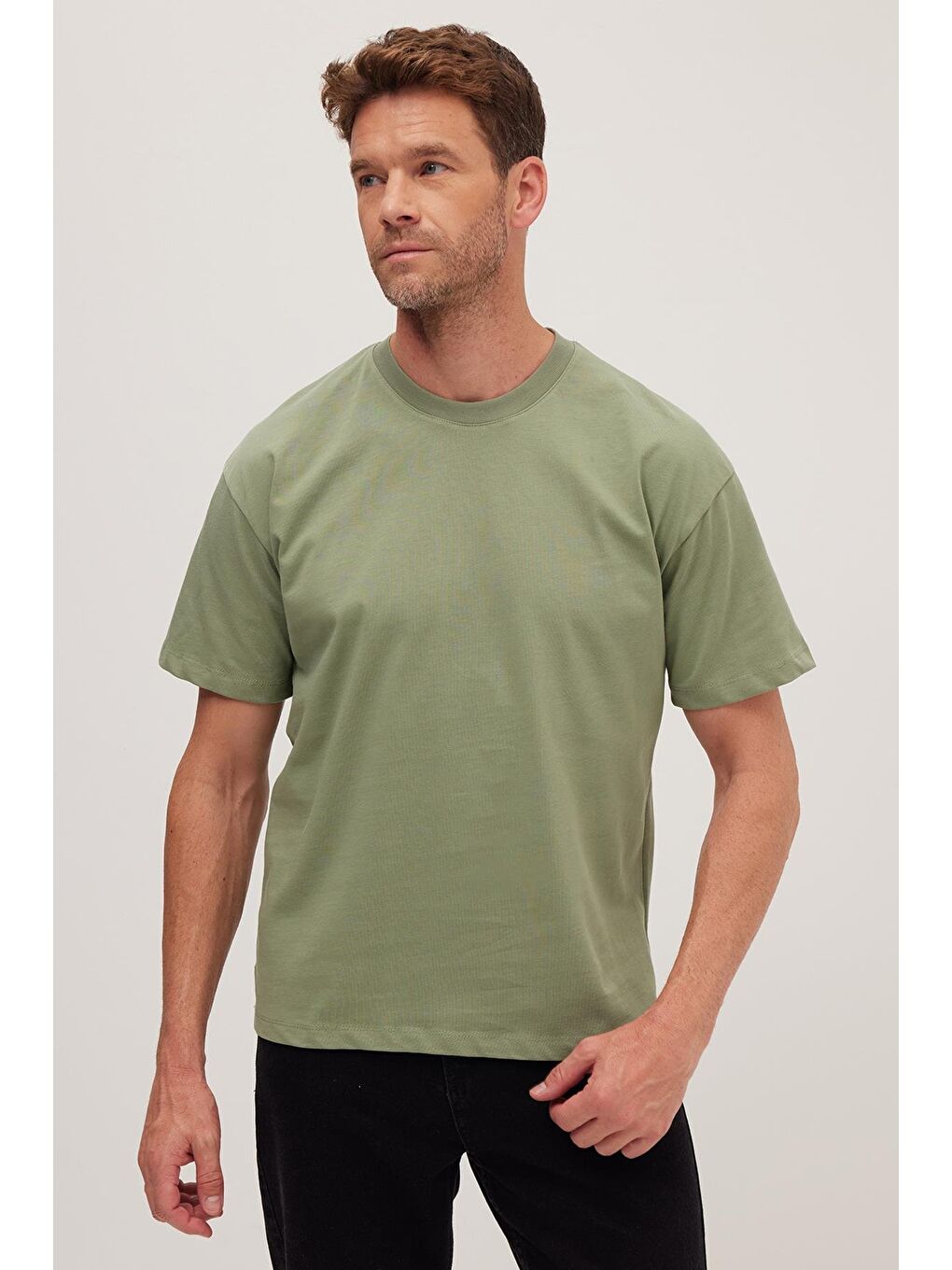 Erkek Boxy Fit Bol Kesim %100 Pamuk Bisiklet Yaka Yeşil Tişört-3