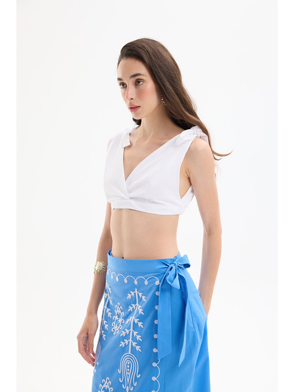 Bağlama Detaylı Kruvaze Büstiyer Bluz Beyaz-2